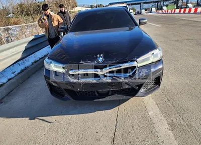 Photo 1 of 39: 2023 BMW 520i, VIN WBA11BH0XPCL63431 — Korean insurance auction