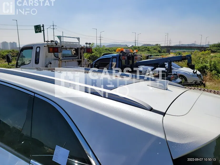 Photo 2 of 11: 2017 Kia Sorento, VIN KNAPH81ABHA352276 — Korean insurance auction