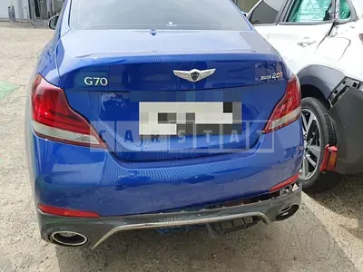 Photo 1 of 18: 2019 Genesis G70 2.0 (AWD), VIN KMTG341ADKU038837 — Korean insurance auction