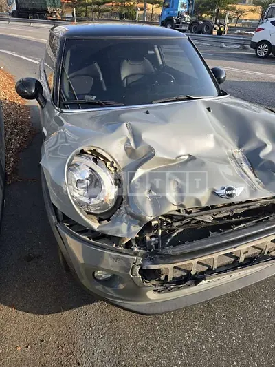 Photo 1 of 2: 2017 MINI Cooper — Korean insurance auction
