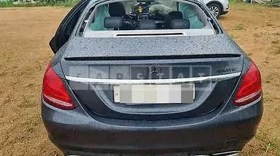 Photo 1 of 18: 2015 Mercedes-Benz C220 d — Korean insurance auction