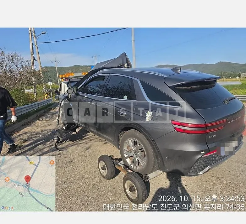 Photo 2 of 14: 2021 Genesis GV70 — Korean insurance auction