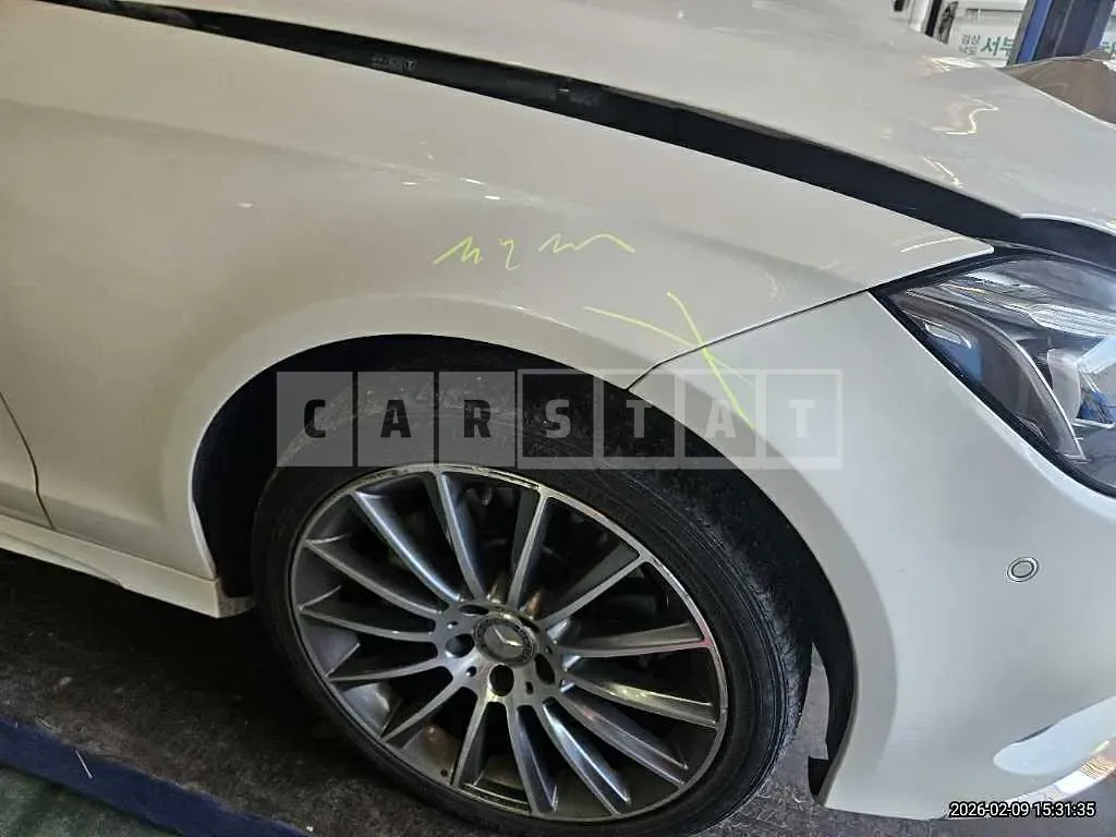 Photo 2 of 12: 2015 Mercedes-Benz CLS400 — Korean insurance auction
