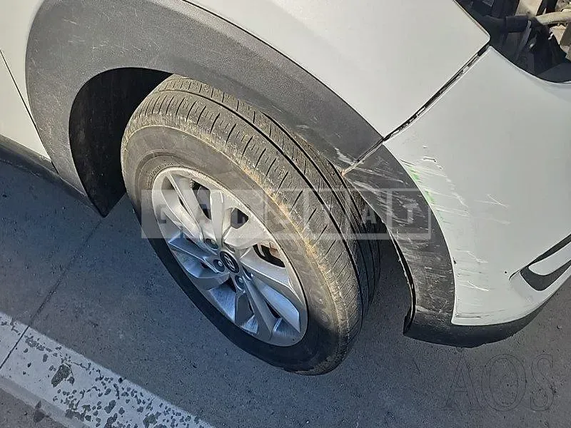 Photo 2 of 25: 2017 Hyundai Tucson, VIN KMHJ3815GHU246042 — Korean insurance auction