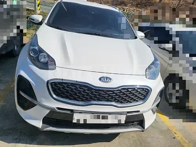 Photo 1 of 15: 2018 Kia Sportage, VIN KNAP6812GKK624590 — Korean insurance auction