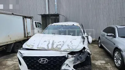 Photo 1 of 39: 2018 Hyundai Santa Fe TM, VIN KMHS281BBKU035678 — Korean insurance auction