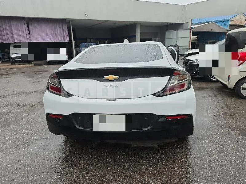 Photo 2 of 24: 2018 Chevrolet Volt Hybrid — Korean insurance auction