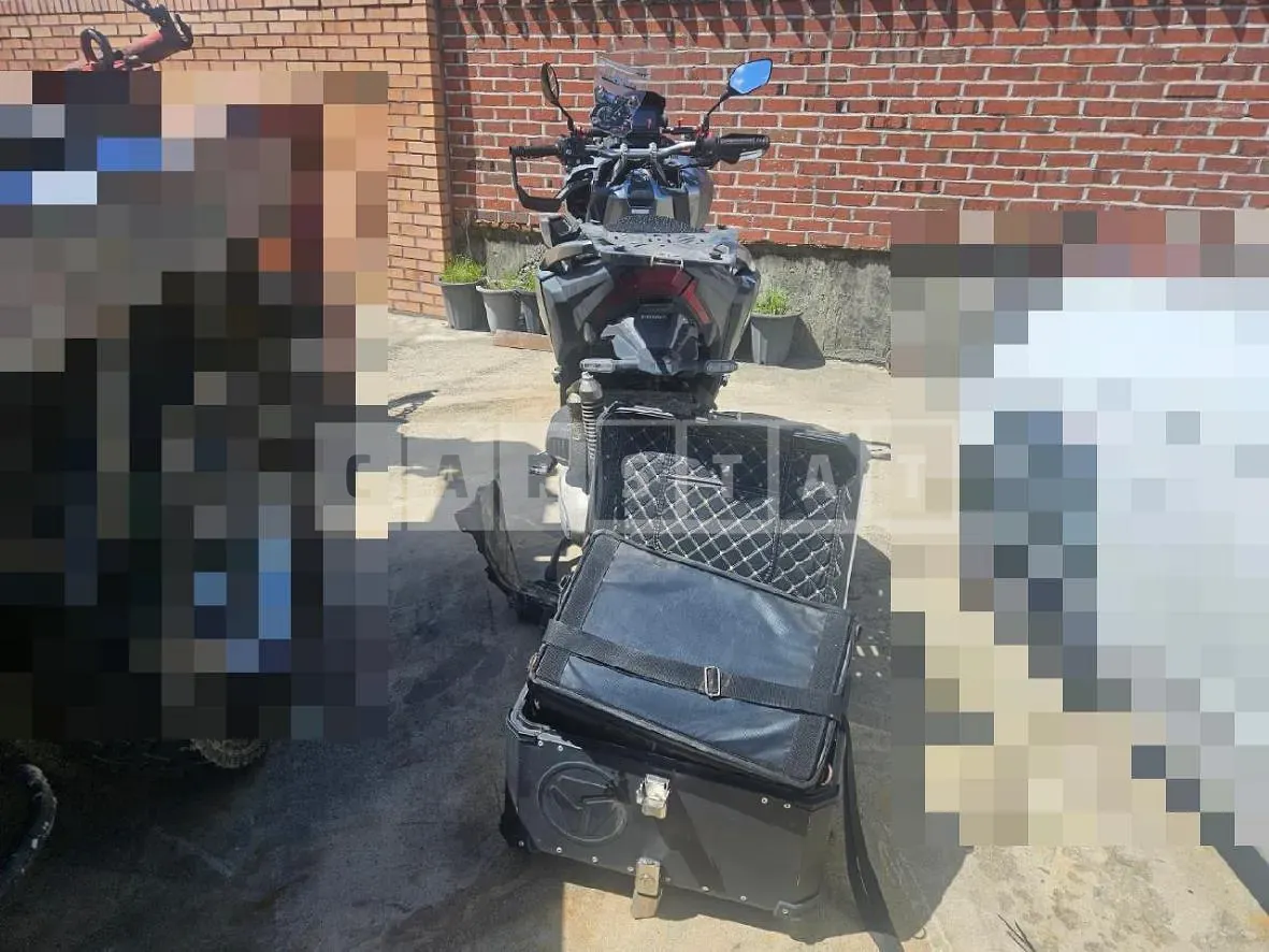 Photo 2 of 7: 2022 Honda (Two-Wheel) ADV350A — Korean insurance auction