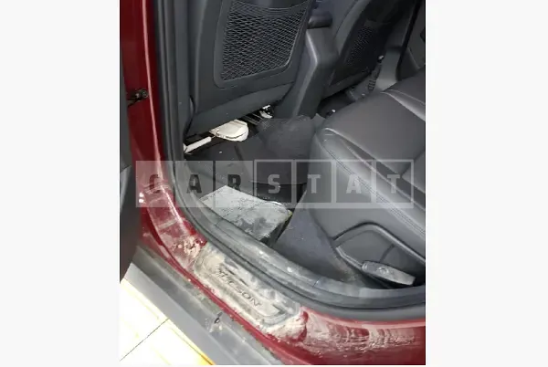 Photo 2 of 7: 2016 Hyundai Tucson, VIN KMHJ281ABHU233895 — Korean insurance auction