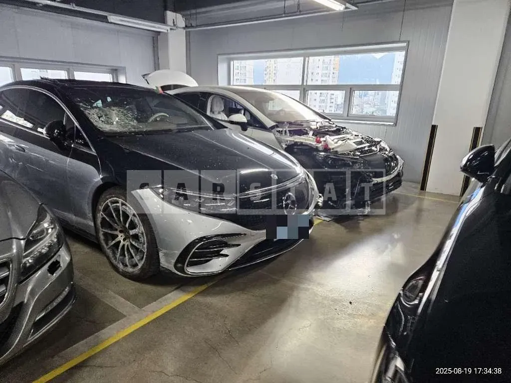 Photo 2 of 101: 2022 Mercedes-Benz EQS450 + — Korean insurance auction
