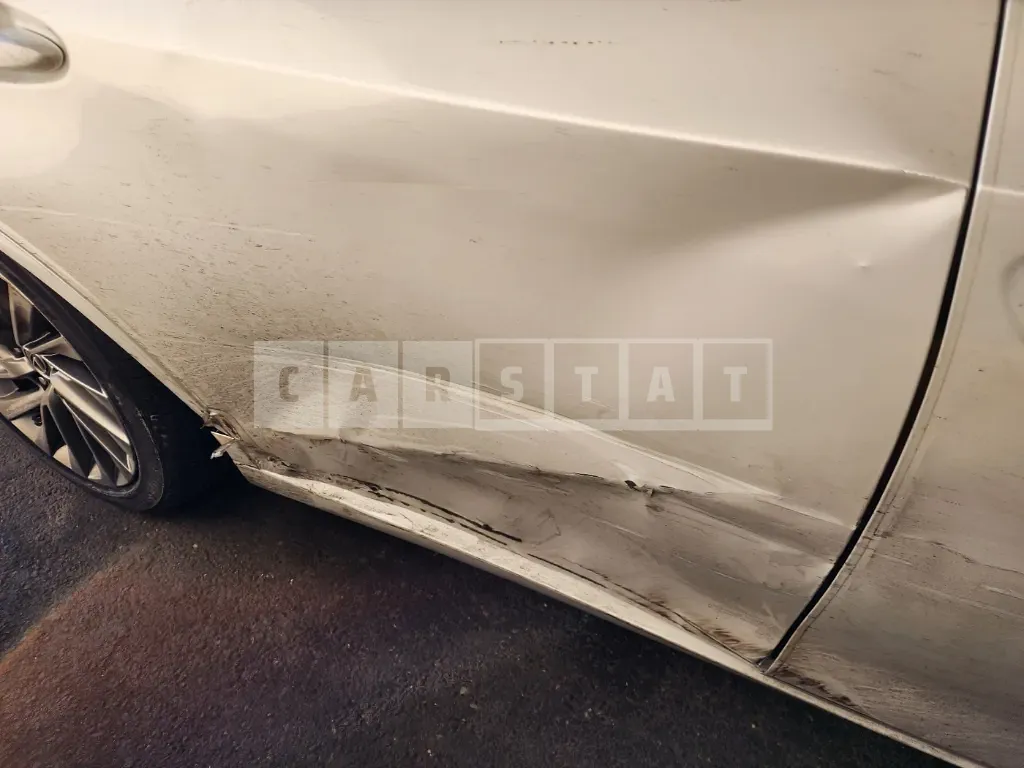 Photo 2 of 15: 2022 Lexus ES300h — Korean insurance auction