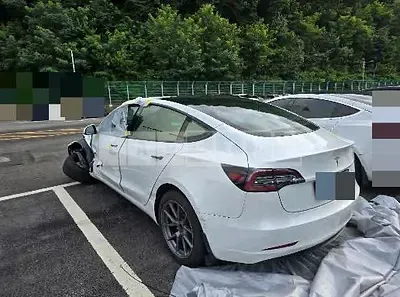 Photo 1 of 13: 2021 Tesla Model 3 Long Range — Korean insurance auction