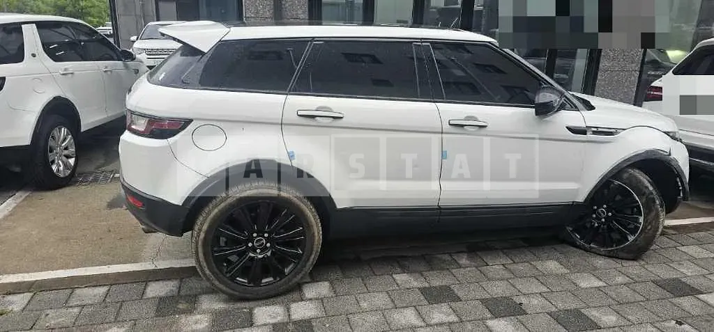 Photo 2 of 10: 2018 Land Rover Range Rover Evoque 2.0d — Korean insurance auction