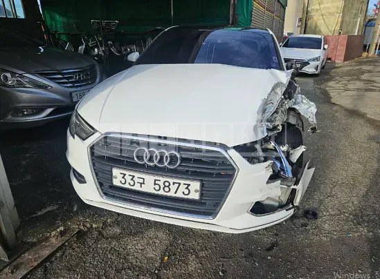 Photo 2 of 8: 2018 Audi A3 40TFSI — Korean insurance auction