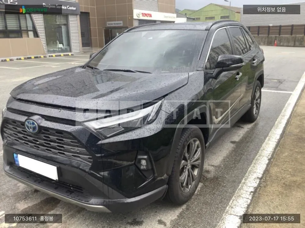 Photo 2 of 15: 2023 Toyota RAV4, VIN JTMDWRFV6PD172379 — Korean insurance auction
