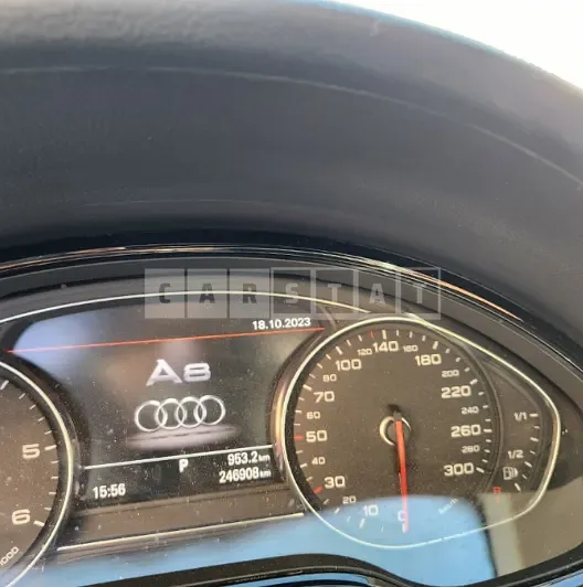 Photo 2 of 11: 2015 Audi A8L 50 TDI quattro, VIN WAUZZZ4H7FN017503 — Korean insurance auction