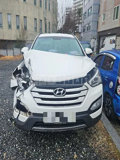 Photo 1 of 52: 2014 Hyundai Santa Fe DM 4WD — Korean insurance auction