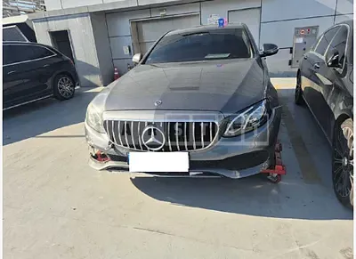 Photo 1 of 21: 2018 Mercedes-Benz E 200 — Korean insurance auction