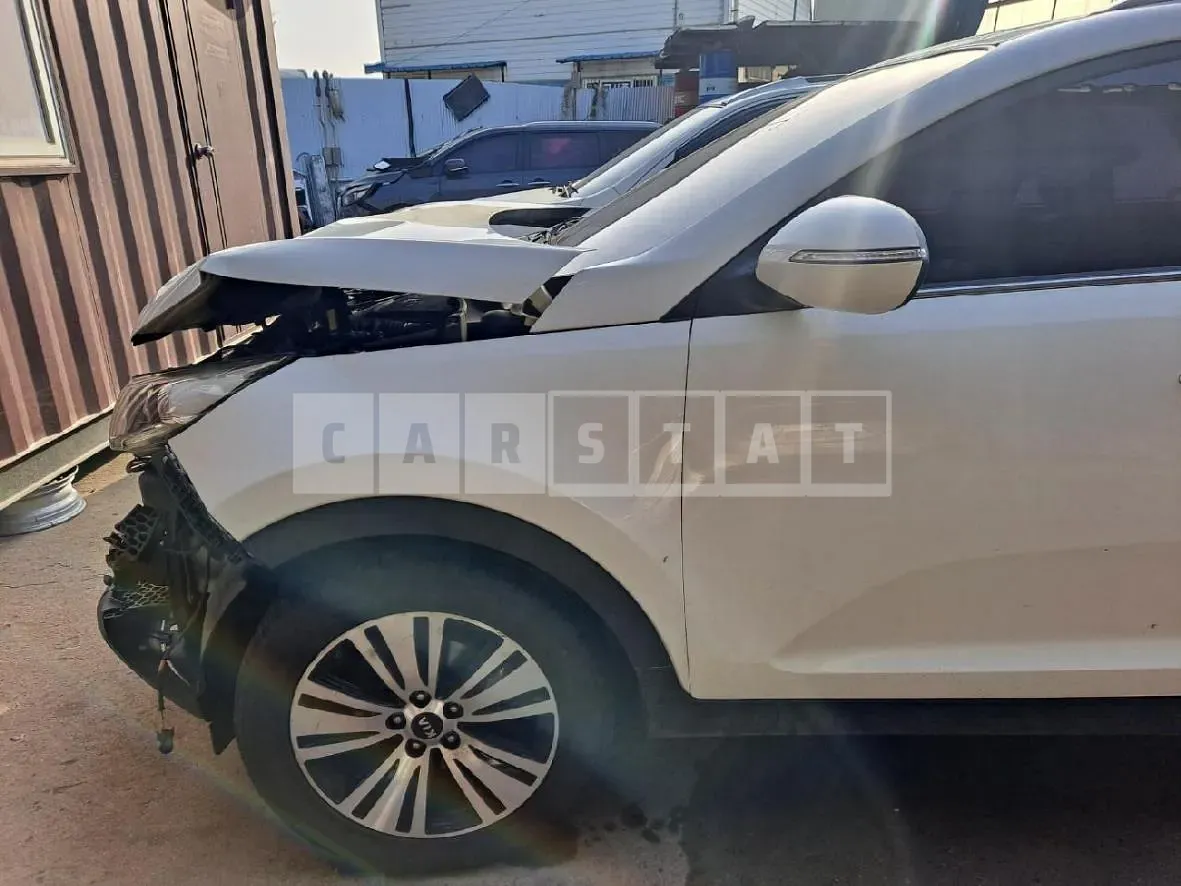 Photo 2 of 12: 2015 Kia Sportage R, VIN KNAPC813BFK781337 — Korean insurance auction