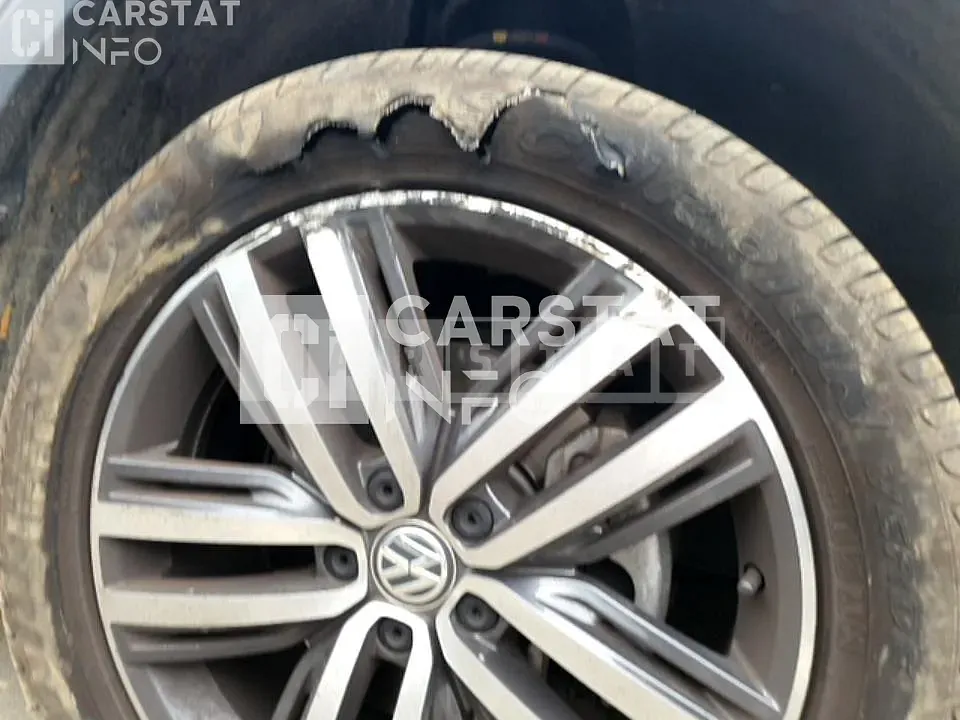 Photo 2 of 11: 2020 Volkswagen Tiguan All Space 2.0 TDI, VIN WVGZZZ5NZLM179728 — Korean insurance auction