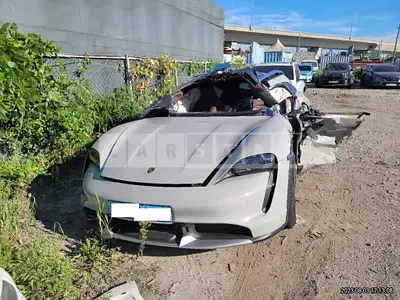 Photo 1 of 26: 2022 Porsche Tycan Cross Turismo Turbo, VIN WP0BC2Y14NSA74142 — Korean insurance auction