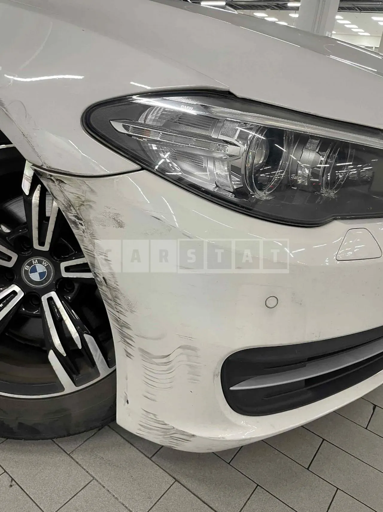 Photo 2 of 21: 2015 BMW 520d, VIN WBA5E5103FG059267 — Korean insurance auction
