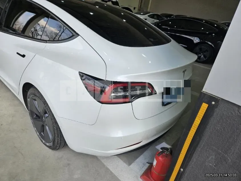 Photo 2 of 17: 2021 Tesla Model 3 Long Range — Korean insurance auction