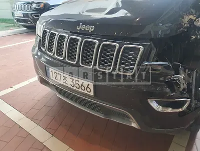 Photo 1 of 8: 2018 Jeep Straw Grand Cherokee, VIN 1C4RJFBG7JC158546 — Korean insurance auction
