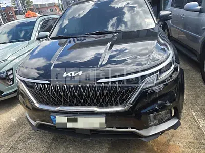 Photo 1 of 46: 2021 Kia Carnivals, VIN KNANB81BBNS162643 — Korean insurance auction