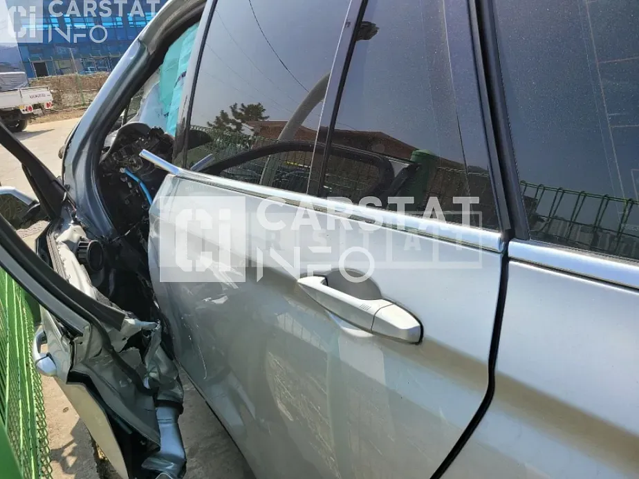 Photo 2 of 6: 2016 BMW X5 xDrive30d, VIN WBAKS4102G0R81531 — Korean insurance auction