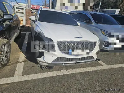 Photo 1 of 30: 2022 Genesis GV70 AWD — Korean insurance auction