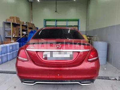 Photo 1 of 95: 2018 Mercedes-Benz C200, VIN WDDWF4CB1JF731358 — Korean insurance auction
