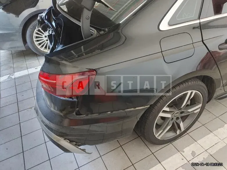 Photo 2 of 31: 2021 Audi A4 45 TFSI quattro — Korean insurance auction