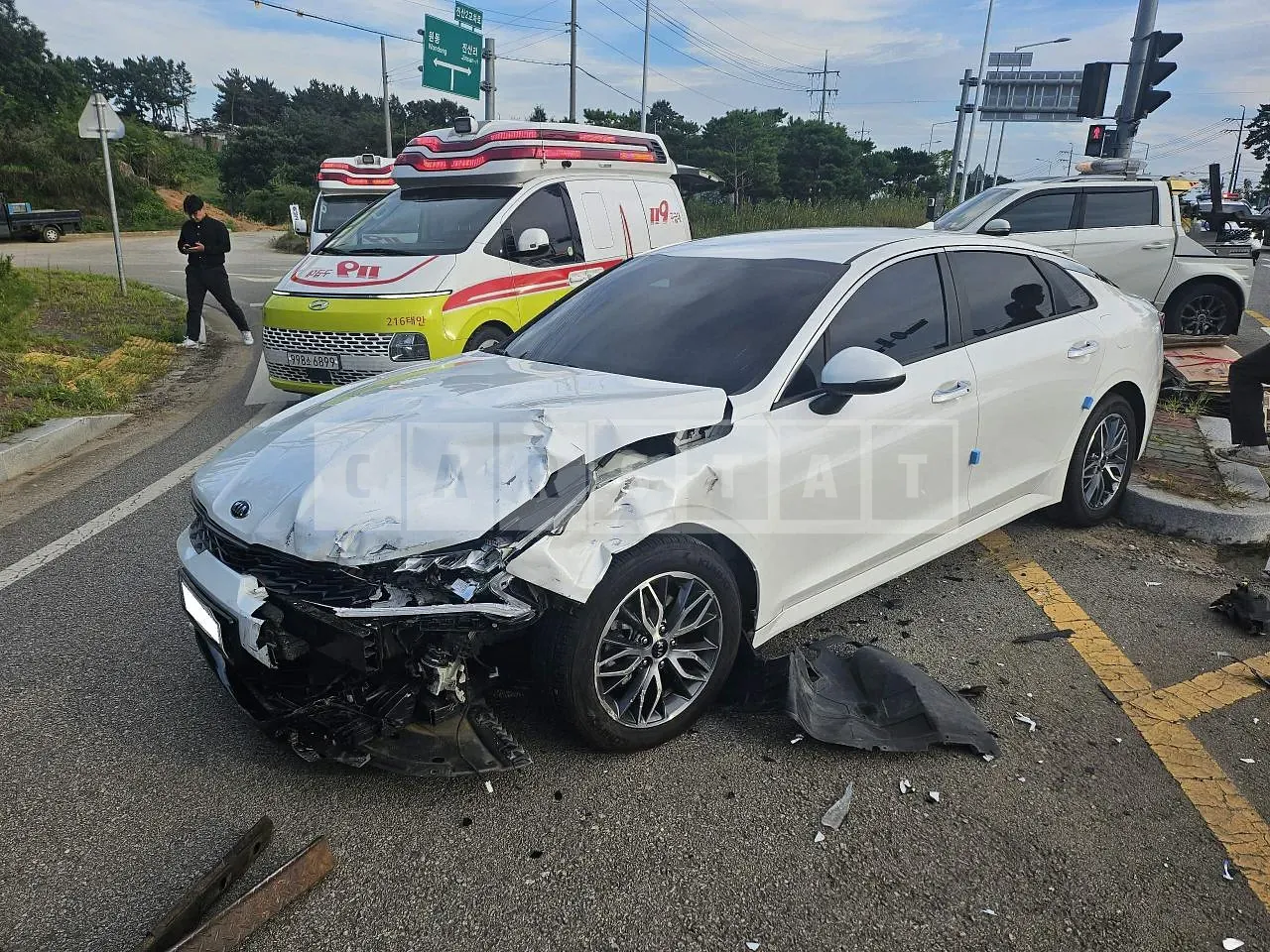 Photo 2 of 9: 2020 Kia K5, VIN KNAG741BBLA005669 — Korean insurance auction