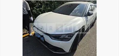 Photo 1 of 32: 2022 Kia EV6 Long Range — Korean insurance auction