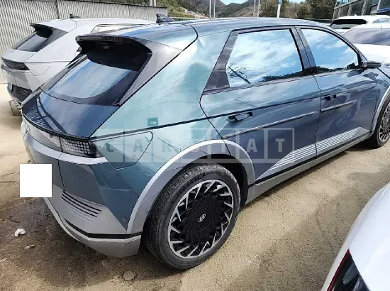 Photo 2 of 15: 2022 Hyundai Modern Ionic 5, VIN KMHKR81AFNU092206 — Korean insurance auction