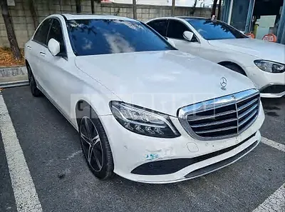 Photo 1 of 11: 2019 Mercedes-Benz C220d 4Matic, VIN WDDWF1FB8KR441399 — Korean insurance auction