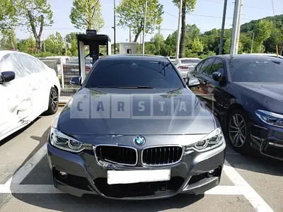 Photo 1 of 33: 2018 BMW 320i, VIN WBA8A9104JAE91459 — Korean insurance auction