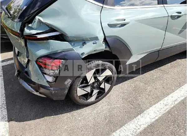 Photo 2 of 15: 2023 Hyundai Kona — Korean insurance auction