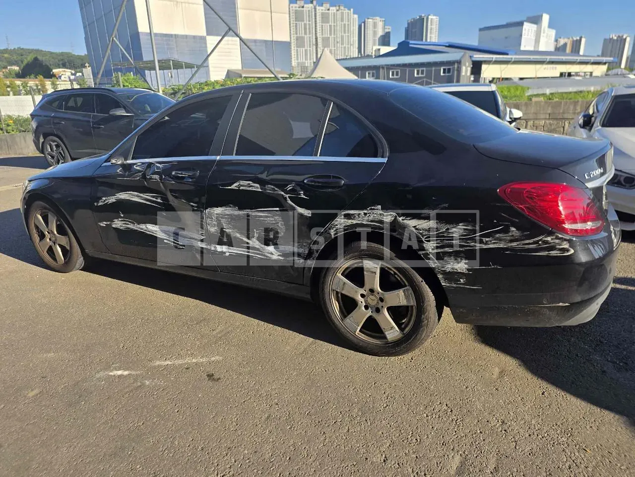 Photo 2 of 5: 2016 Mercedes-Benz C200 d, VIN WDDWF3HB8GR180288 — Korean insurance auction