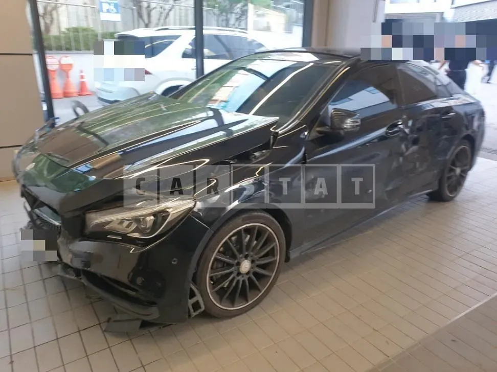 Photo 2 of 12: 2017 Mercedes-Benz CLA250 4Matic — Korean insurance auction