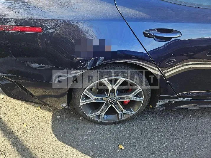 Photo 2 of 12: 2017 Kia Stinger 2.0, VIN KNAE351ABJS002477 — Korean insurance auction