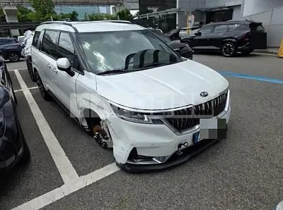 Photo 1 of 27: 2020 Kia Carnival 2.2 — Korean insurance auction