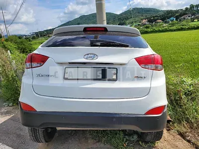 Photo 1 of 6: 2014 Hyundai Tucson — Korean insurance auction
