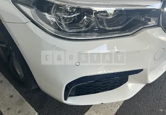Photo 2 of 5: 2018 BMW 520d xDrive, VIN WBAJC5104JWB85241 — Korean insurance auction
