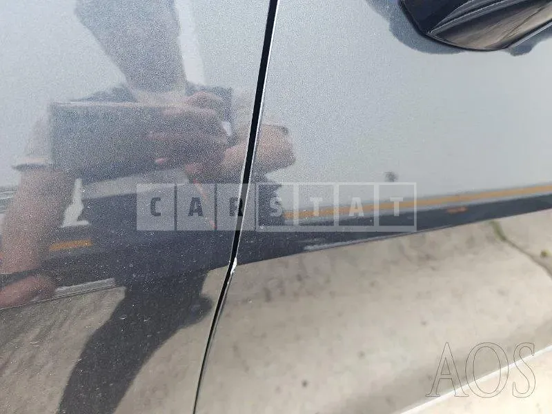 Photo 2 of 27: 2023 Kia Sportage, VIN KNAPV81BGPK194409 — Korean insurance auction