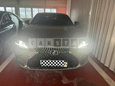 Photo 1 of 42: 2020 Lexus ES300h, VIN JTHBA1C12M2000400 — Korean insurance auction