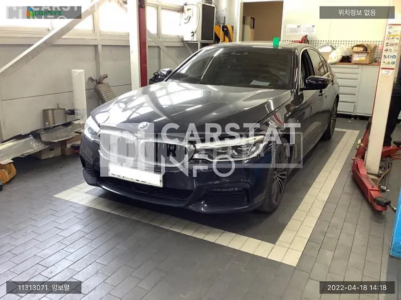 Photo 2 of 41: 2019 BMW 530i xDrive M Sport, VIN WBAJD9104KB278352 — Korean insurance auction