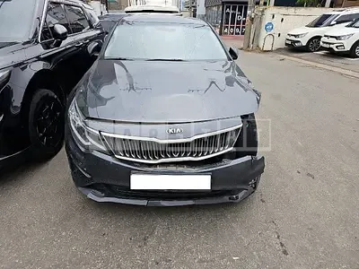 Photo 1 of 33: 2019 Kia K5, VIN KNAGT417GKA333080 — Korean insurance auction
