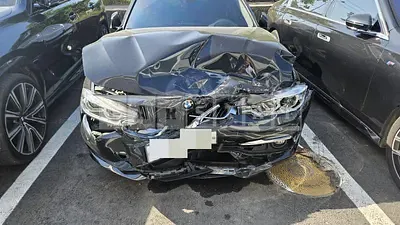 Photo 1 of 13: 2015 BMW 320i — Korean insurance auction